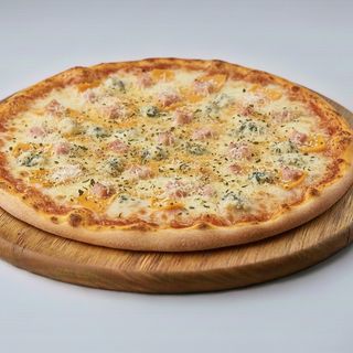 PIZZA 4 QUESOS SUPER
