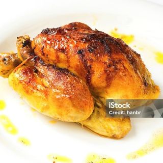 Pollo a l’ast  entero