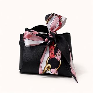 Bolso con bizcochito - Negro