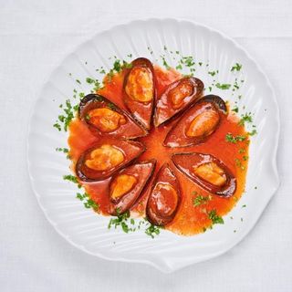 Mejillones con nuestra salsa picante