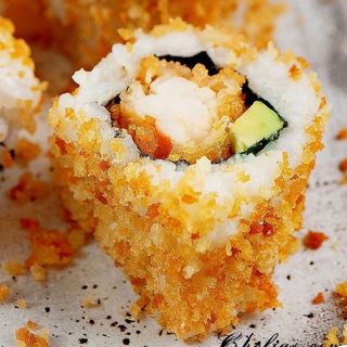 Uramaki Tempura de gambas