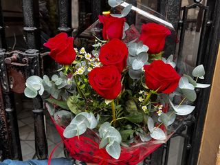 4 Rosas · San Valentín