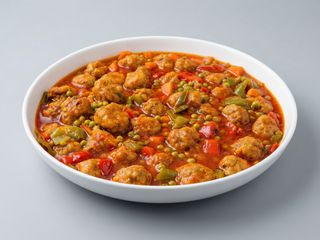 ALBONDIGAS A LA JARDINERA