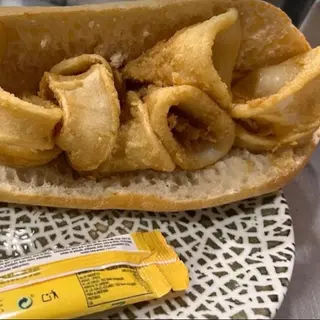 Bocadillo De Calamares