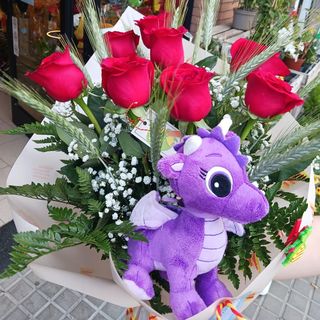Ram de 8 Roses amb Peluix Lila de Sant Jordi