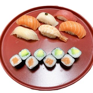 Sushi Variado