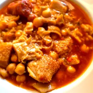 Menudo Con Garbanzos Casero