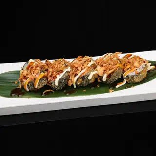 889. Tempuramaki de salmon (8 uds.)