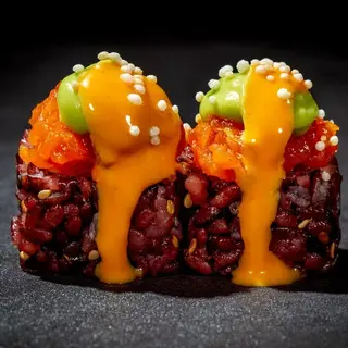 203. Uramaki spicy langostino
