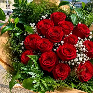 Ramo de 12 Rosas Rojas
