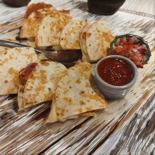 Quesadilla Sincronizadas