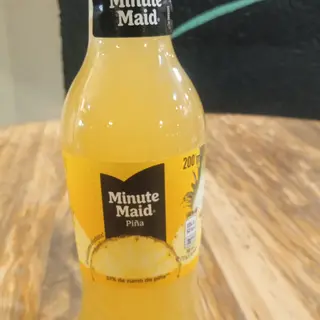 Zumo piña