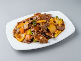 48. Ternera Con Salsa Picante