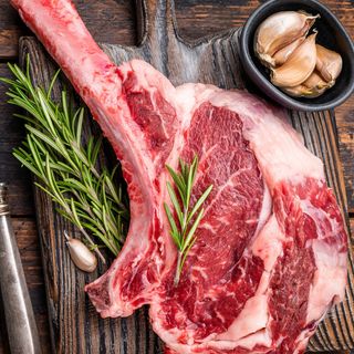 Costilla De Ternera (1.200 - 1.500 Kg. aprox.)