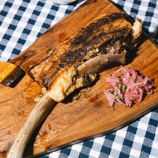 Costilla de ternera asada