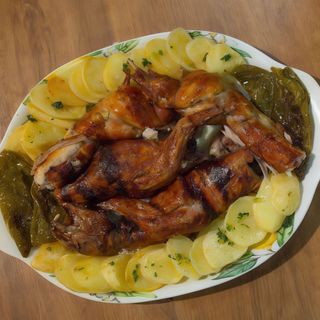 Conejo Asado (partido a cuartos, 1250 gr)