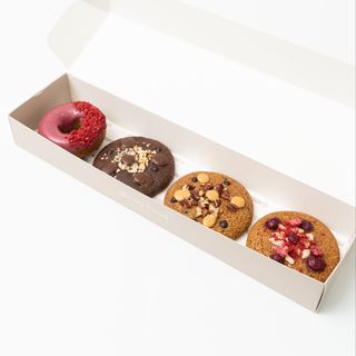 Better Mix: 3 Cookies + 1 Doughnut