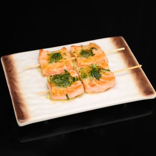 90. Pincho De salmon (3 Uds.)