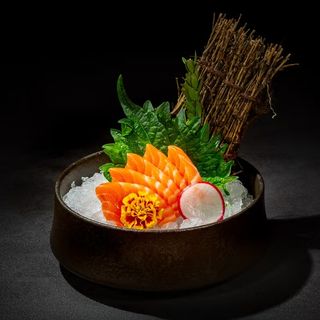 111. Sashimi De Salmón (5 Uds.)