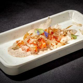 140. Carpaccio salmon sesamo (4 Uds.)