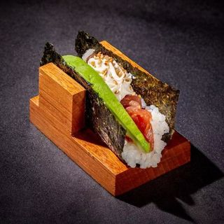 171. Temaki atun (1 Uds.)