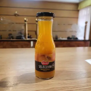 Zumo de melocotón