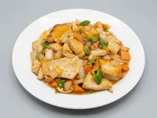 36. Tow Fu Salteadas Picante
