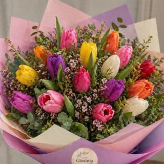 Ramo de tulipanes variados "S"