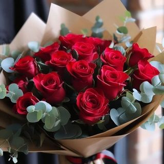 Ramo de 15 rosas rojas