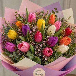 Ramo de tulipanes variados "L"