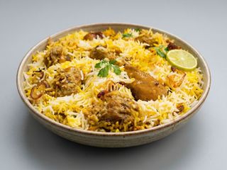 Pollo basmati biriyani( Indian )!
