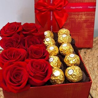 ROSAS NATURALES CON FERRERO