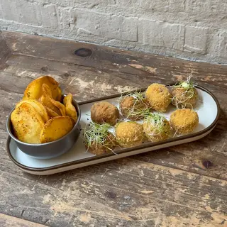 Tabla surtido de croquetas (8u.)