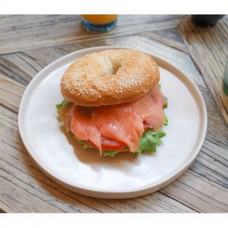 Bagel De Salmón Ahumado