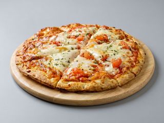 Pizza Margarita (Mediana)