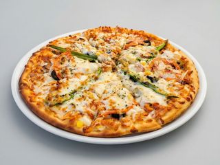 Pizza Chili Cheez De Ternera (Mediana)