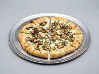 Pizza Fungi (Mediana)