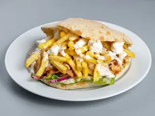 DONER KEBAB CON PATATAS DENTRO 