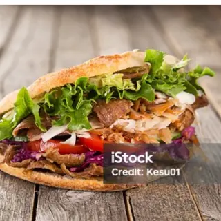 3  KEBAB +PATATAS GAJO + 1  LITROS