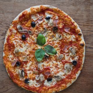PIZZA ROMÁNA