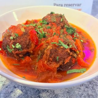 Tapa Colombiana De Albóndigas (Ración)