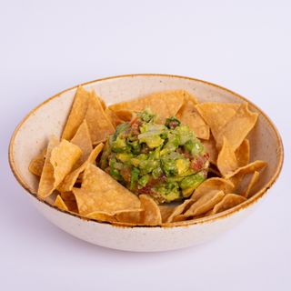 Guacamole Con Totopos