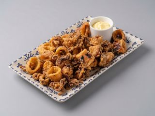 Chipirones Fritos con Ali-Oli