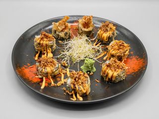 (1a) Rollo cangrejo blanda en tempura 