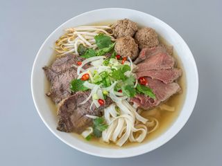Pho De Solomillo