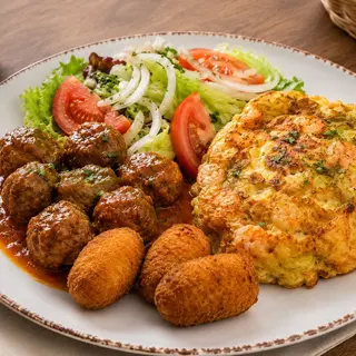 Tortilla De Gambas Con Albóndigas