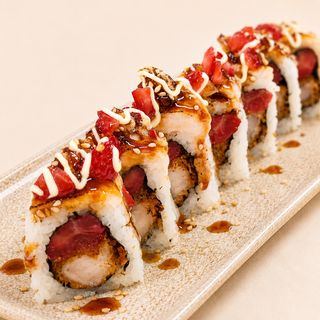 15. California Rolls De Gamba Y Fresa (8 Uds.)