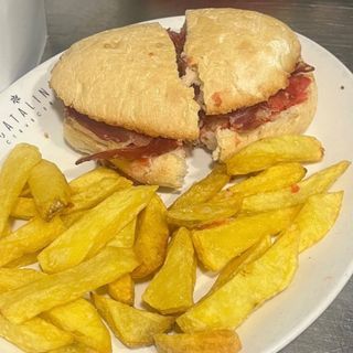 Mollete de jamón ibérico 