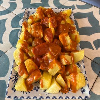 Patatas bravas