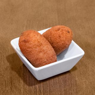 Croquetones de carne (2 unidades)